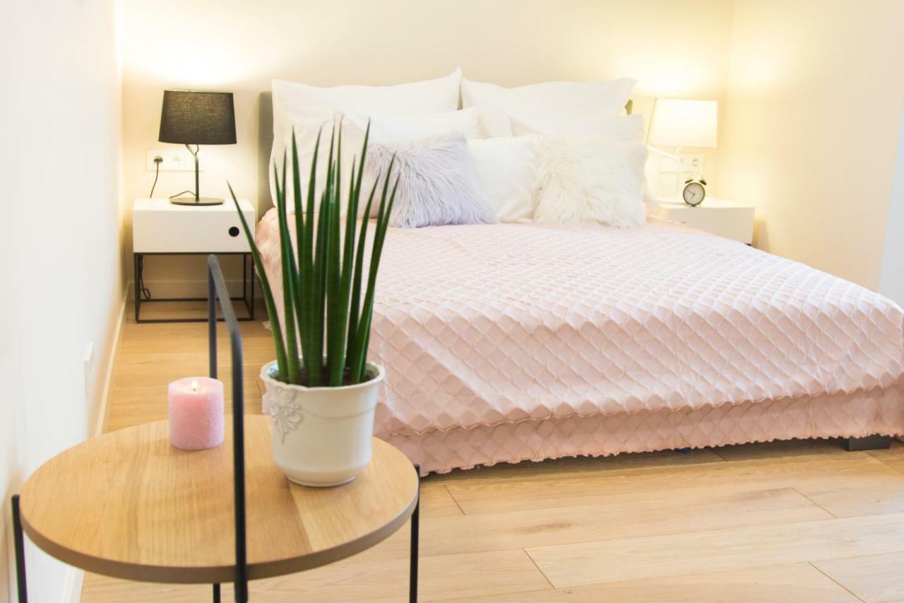 Luksusowy Apartament Swietego Jana Na Rynku Kraków Exteriör bild